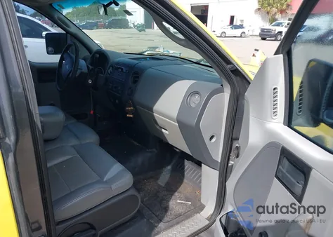 2005 Ford F-150 Stx/Xl/Xlt z USA, uszkodzony, nr VIN 1FTRF12W05NB54716